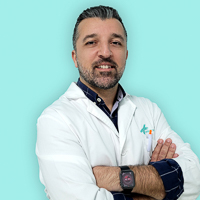 Dr. Juan Pedro Reyes
